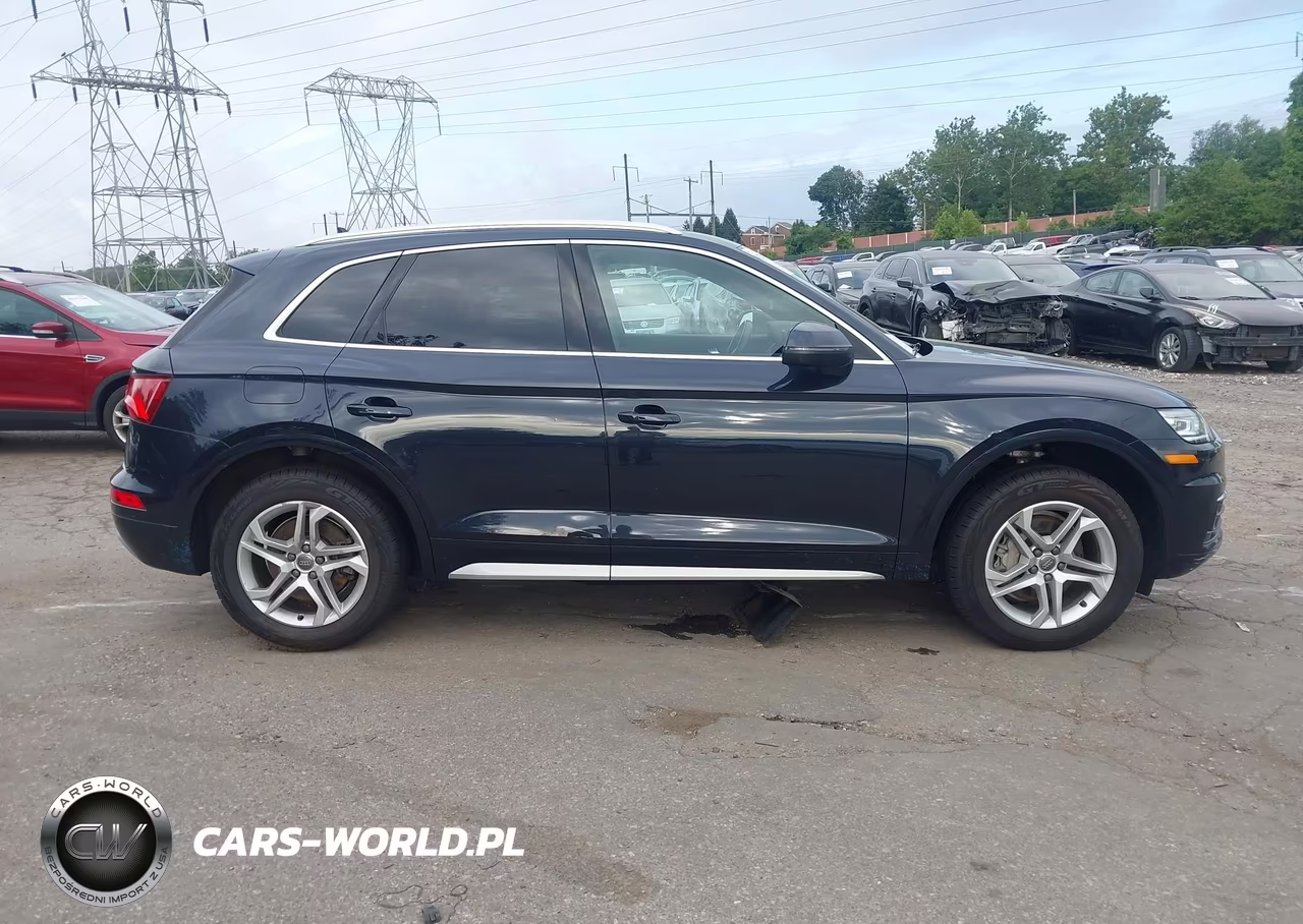 2019 Audi Q5 45 Premium VIN:WA1ANAFY4K2097469 - 14