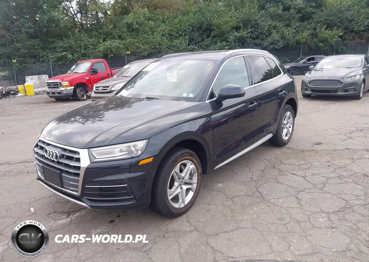 2019 Audi Q5 45 Premium VIN:WA1ANAFY4K2097469 - 2