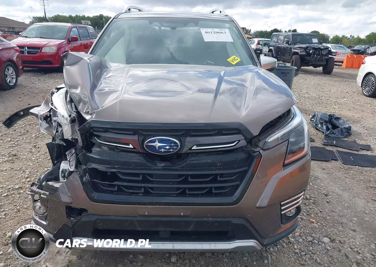 2024 Subaru Forester Touring VIN:JF2SKAMC8RH498543 - 12