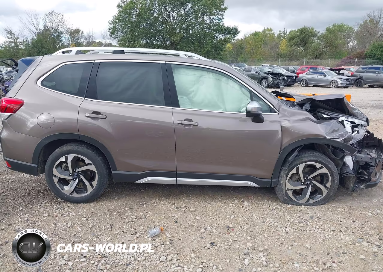 2024 Subaru Forester Touring VIN:JF2SKAMC8RH498543 - 13