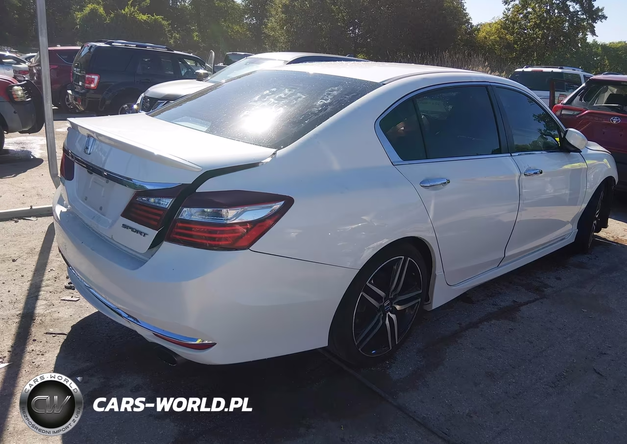2016 Honda Accord Sport VIN:1HGCR2F5XGA052033 - 4