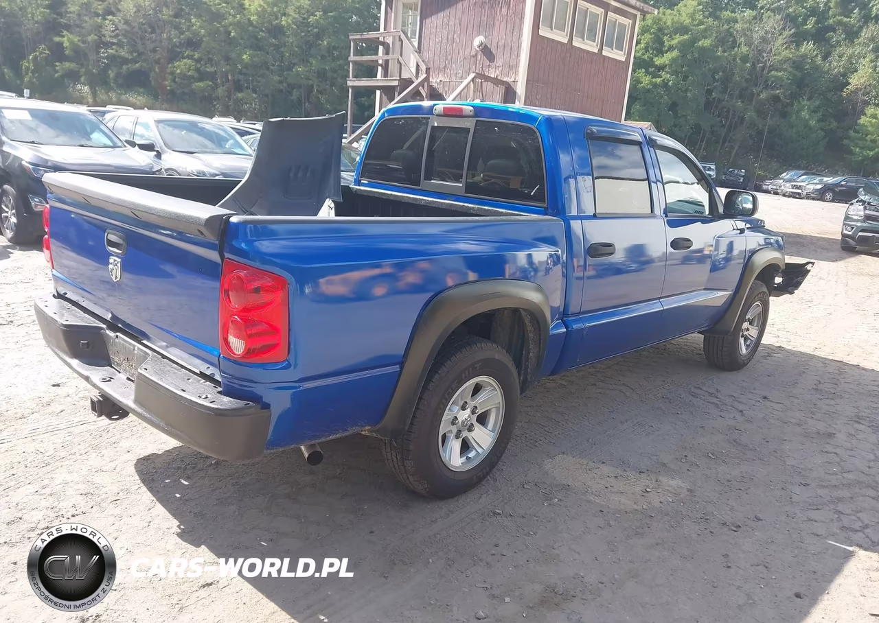 2008 Dodge Dakota Sxt-Bighorn-Lonestar VIN:1D7HW38K98S556239 - 4