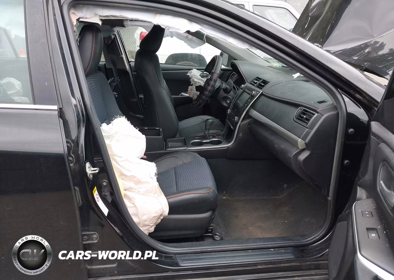 2015 Toyota Camry Se VIN:4T1BF1FK0FU034863 - 5