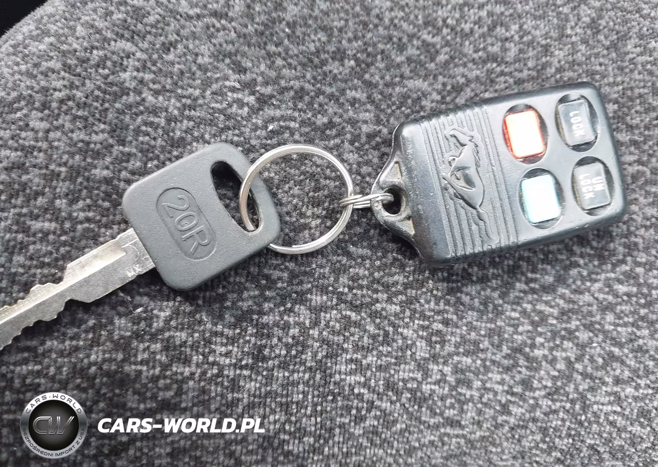 1994 Ford Mustang VIN:1FALP4043RF211275 - 11