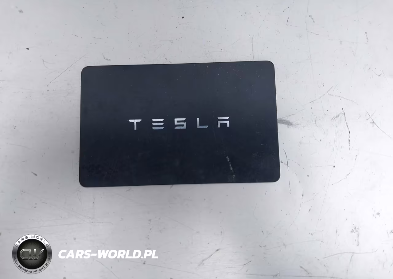 2024 Tesla Model Y Long Range Dual Motor All-Wheel Drive VIN:7SAYGAEE8RF057489 - 11