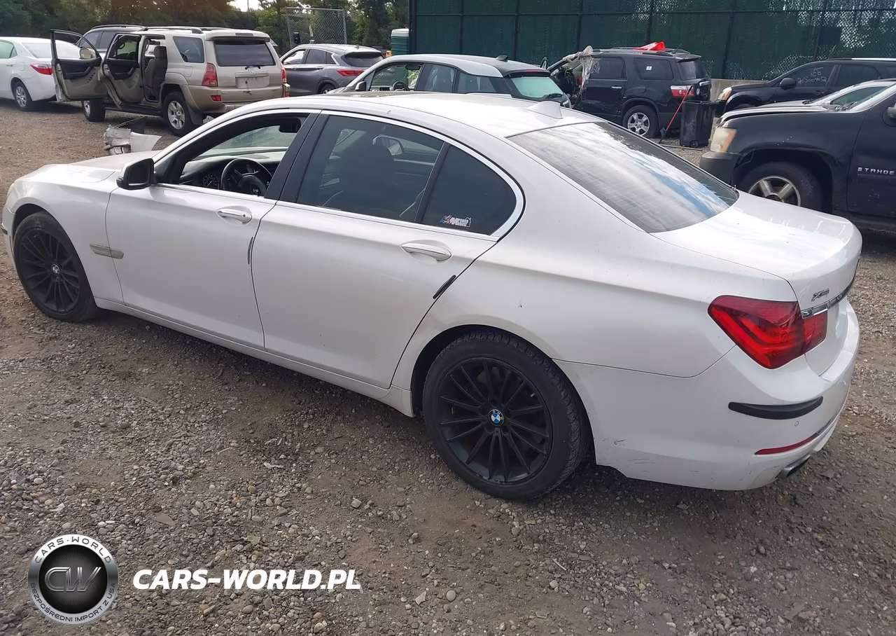 2013 BMW 750I xDrive VIN:WBAYB6C51DD223991 - 3