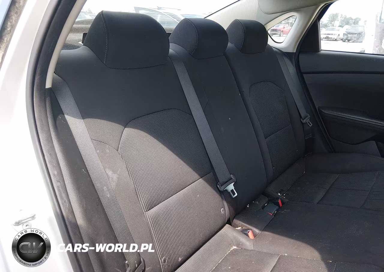 2019 Kia Forte Lxs VIN:3KPF24ADXKE006119 - 8