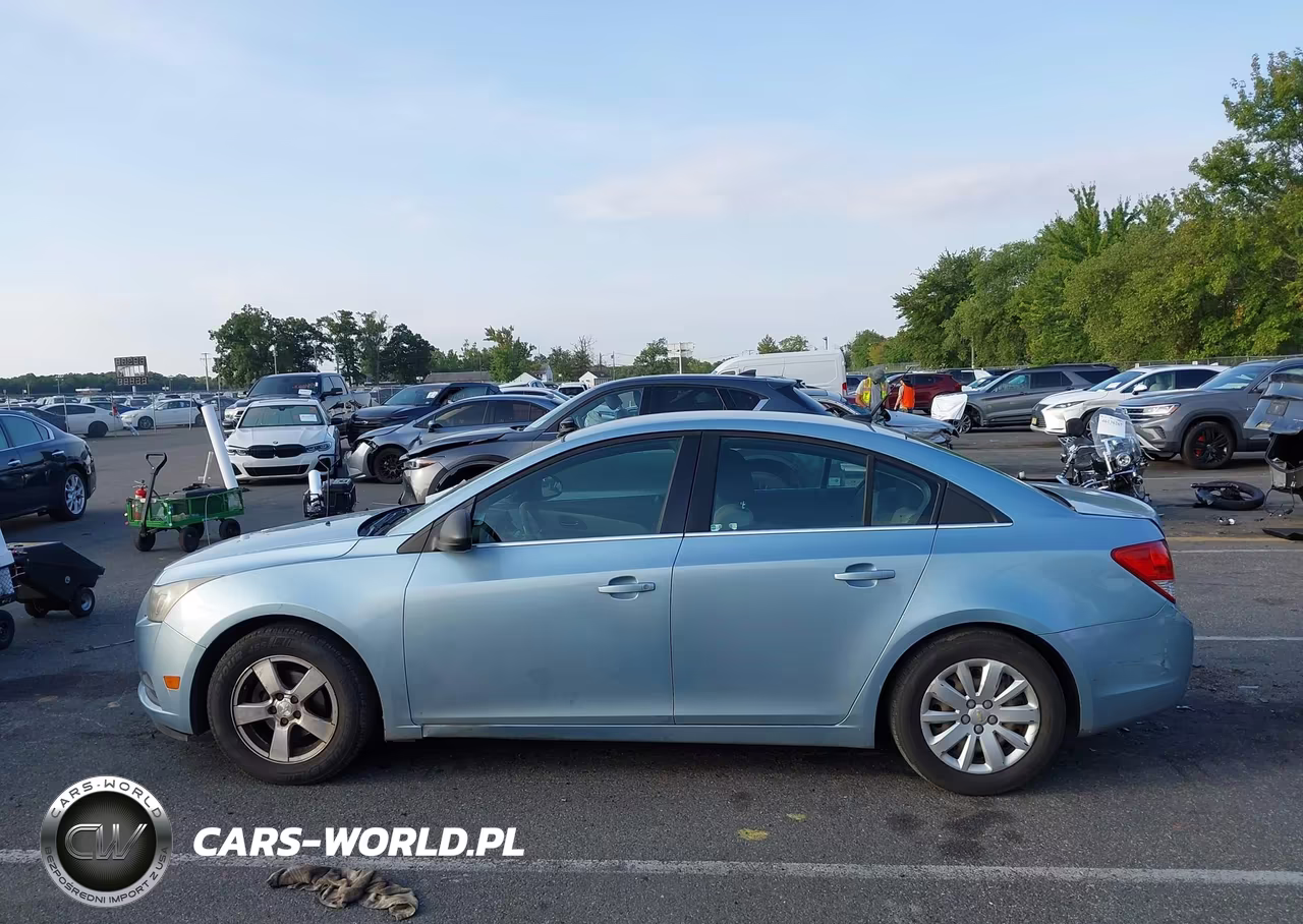 2011 Chevrolet Cruze Ls VIN:1G1PC5SH9B7101269 - 14