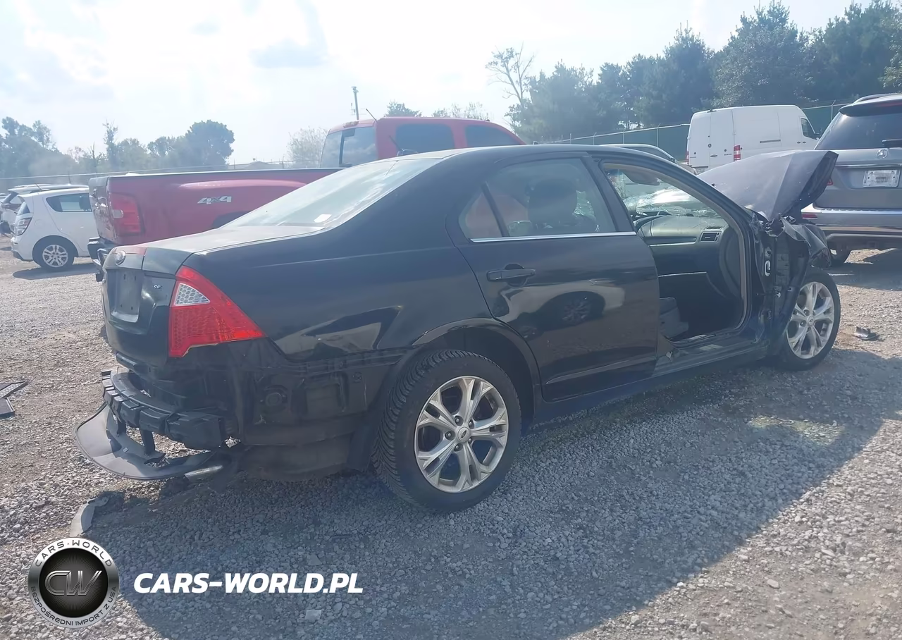 2012 Ford Fusion Se VIN:3FAHP0HA5CR155567 - 4