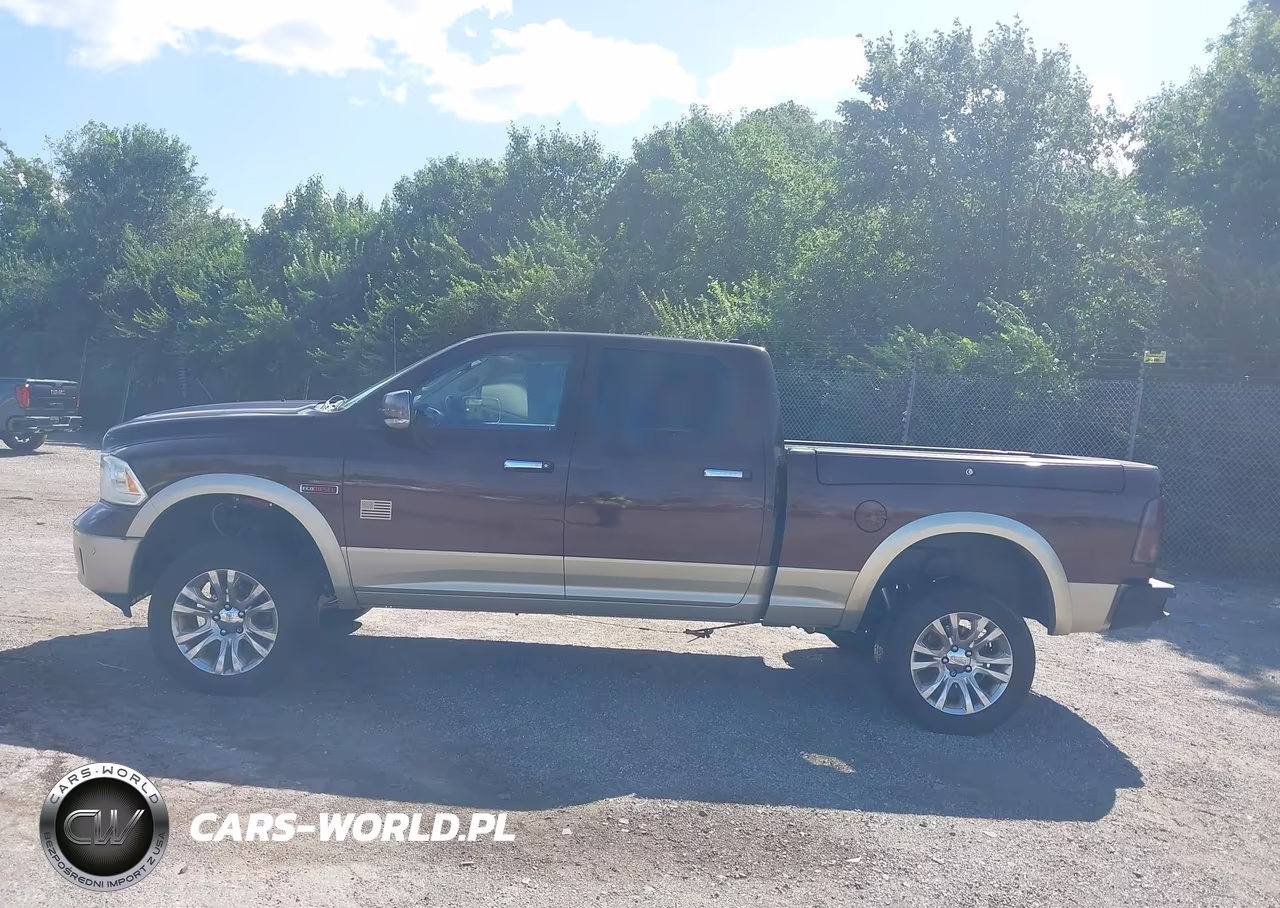 2015 Ram 1500 Laramie Longhorn VIN:1C6RR7WM8FS658217 - 14