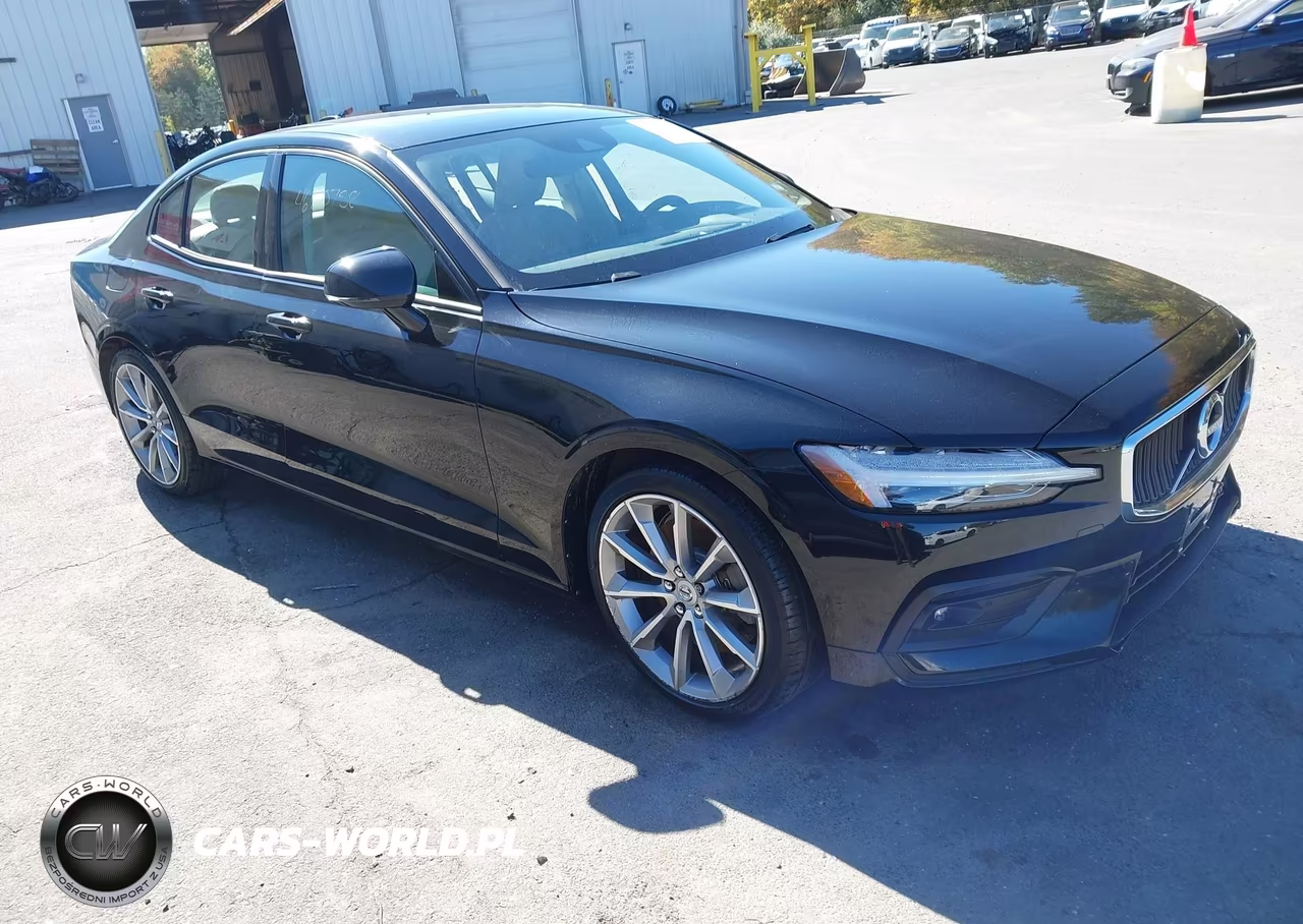 2021 Volvo S60 T6 Momentum VIN:7JRA22TKXMG092238 - 1