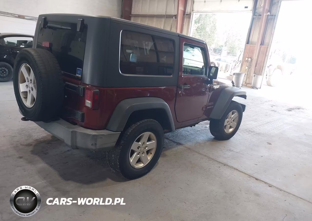2010 Jeep Wrangler Sport VIN:1J4AA2D16AL103496 - 4