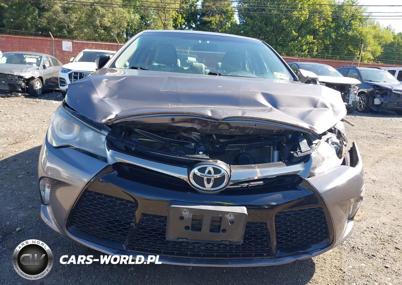 2017 Toyota Camry Se VIN:4T1BF1FK3HU805092 - 17