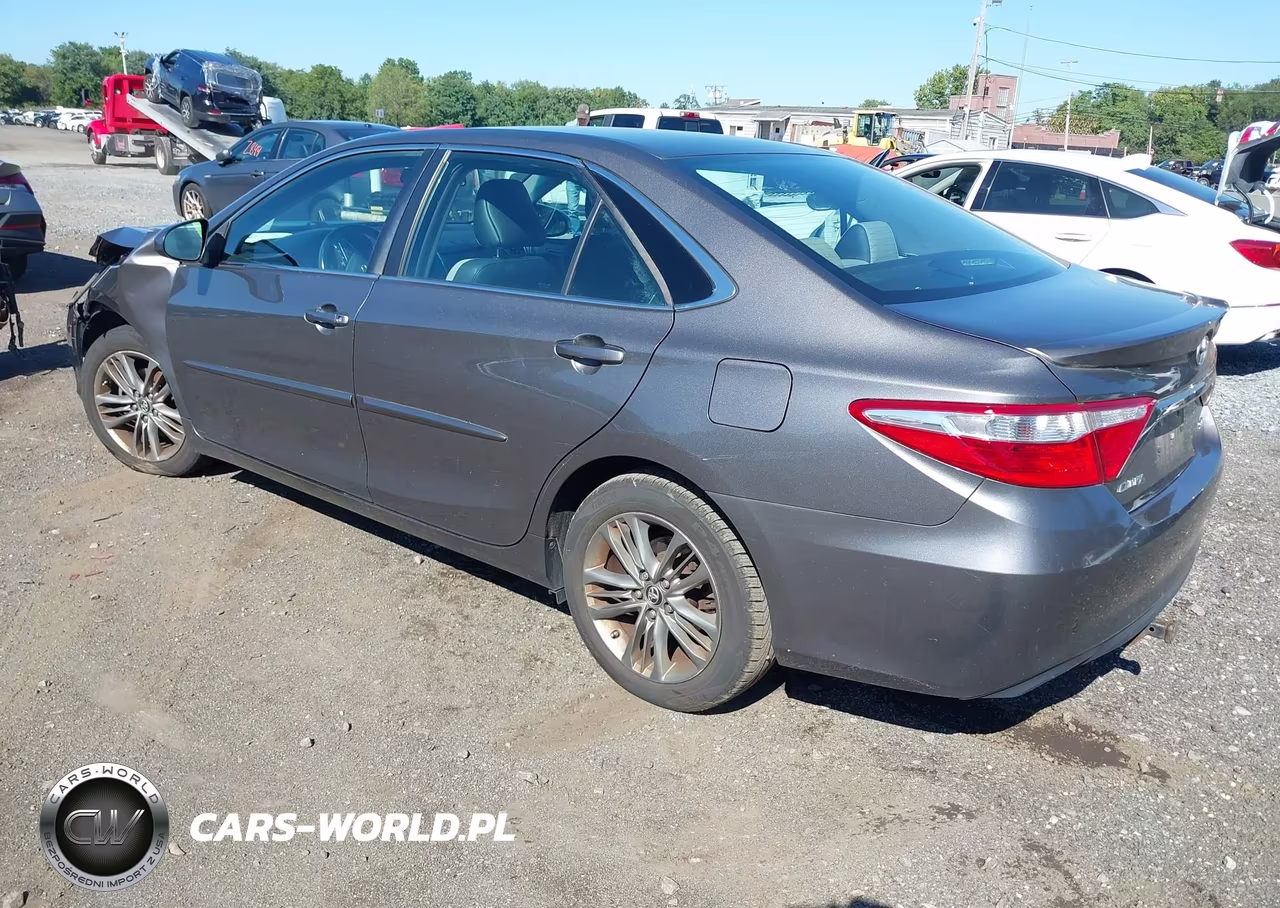2017 Toyota Camry Se VIN:4T1BF1FK3HU805092 - 3