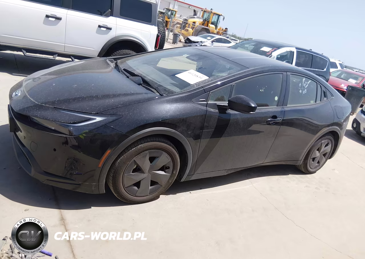 2025 Toyota Prius Le VIN:JTDACAAU9S3049881 - 14