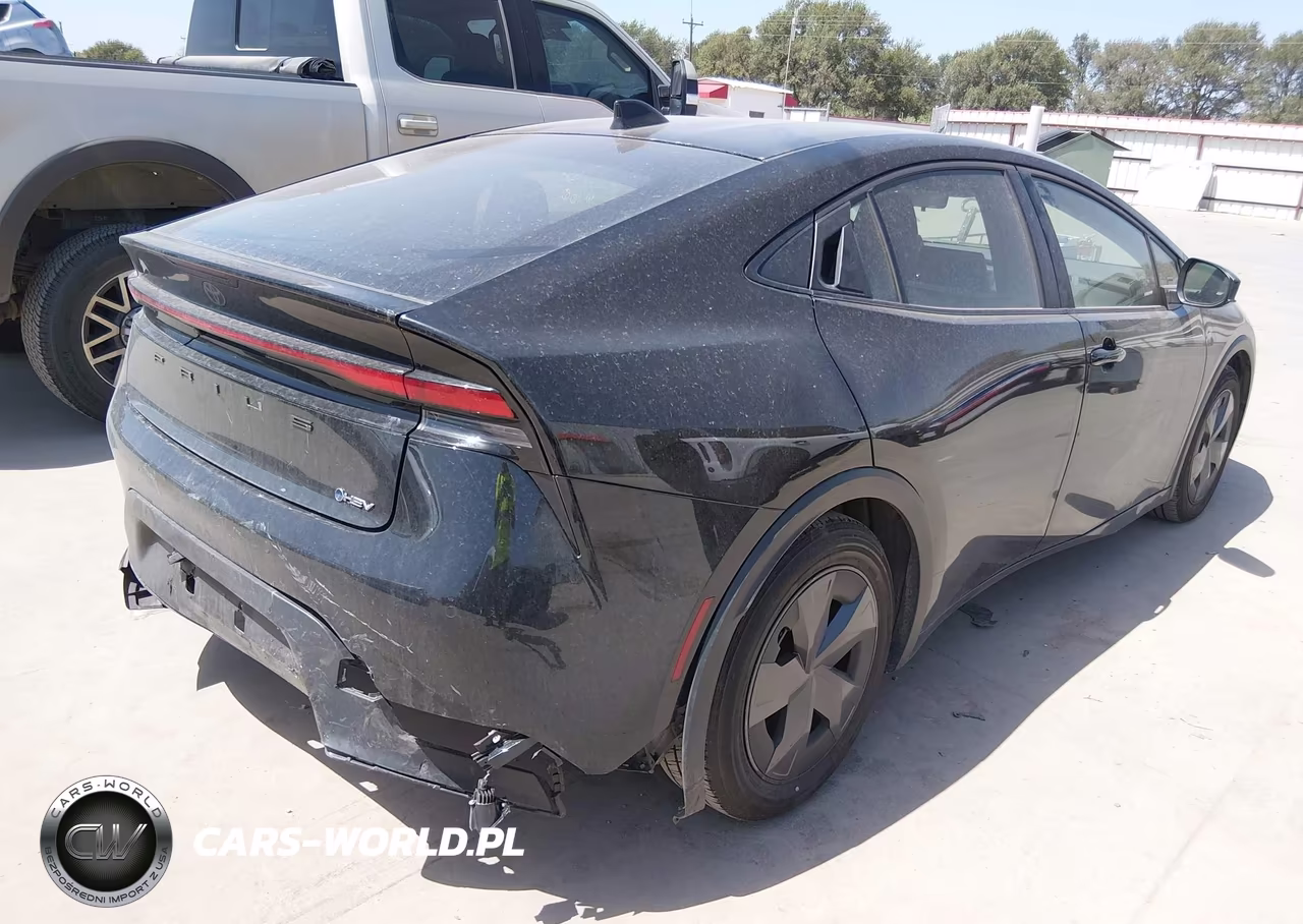 2025 Toyota Prius Le VIN:JTDACAAU9S3049881 - 4
