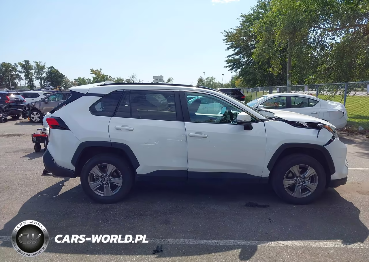 2023 Toyota Rav4 Xle VIN:2T3P1RFV8PC350793 - 13