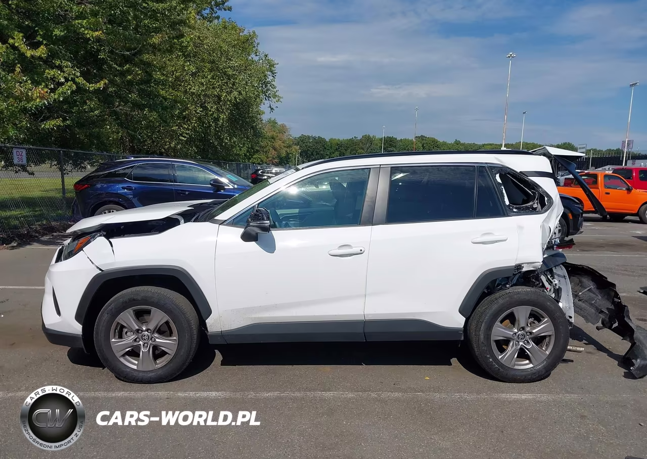 2023 Toyota Rav4 Xle VIN:2T3P1RFV8PC350793 - 14