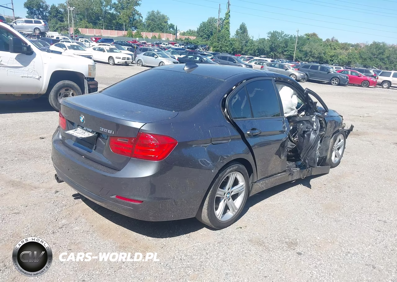 2013 BMW 328I xDrive VIN:WBA3B5C54DF594474 - 4