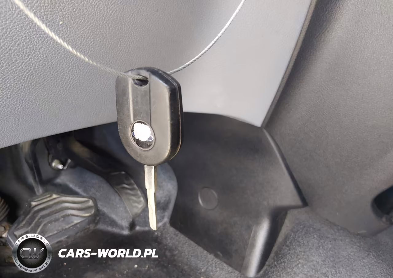 2016 Ford Transit-150 VIN:1FTYE1YM5GKA61909 - 11