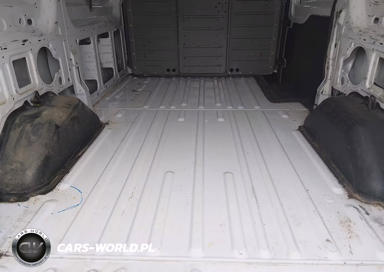 2016 Ford Transit-150 VIN:1FTYE1YM5GKA61909 - 8
