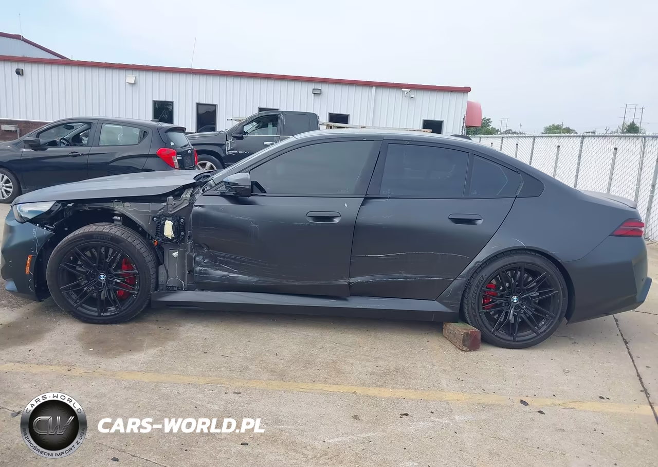 2026 BMW M5 VIN:WBS83FK02TCW67948 - 12