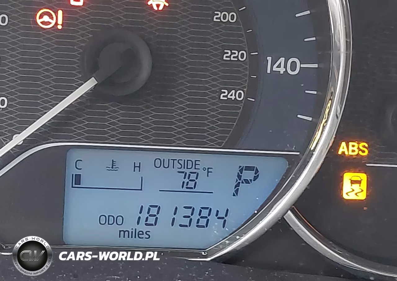 2016 Toyota Corolla Le VIN:2T1BURHE0GC487136 - 15