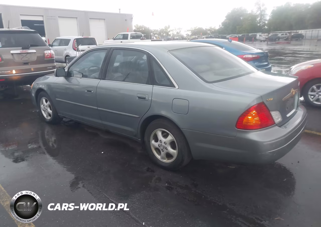 2000 Toyota Avalon Xls VIN:4T1BF28BXYU031247 - 3