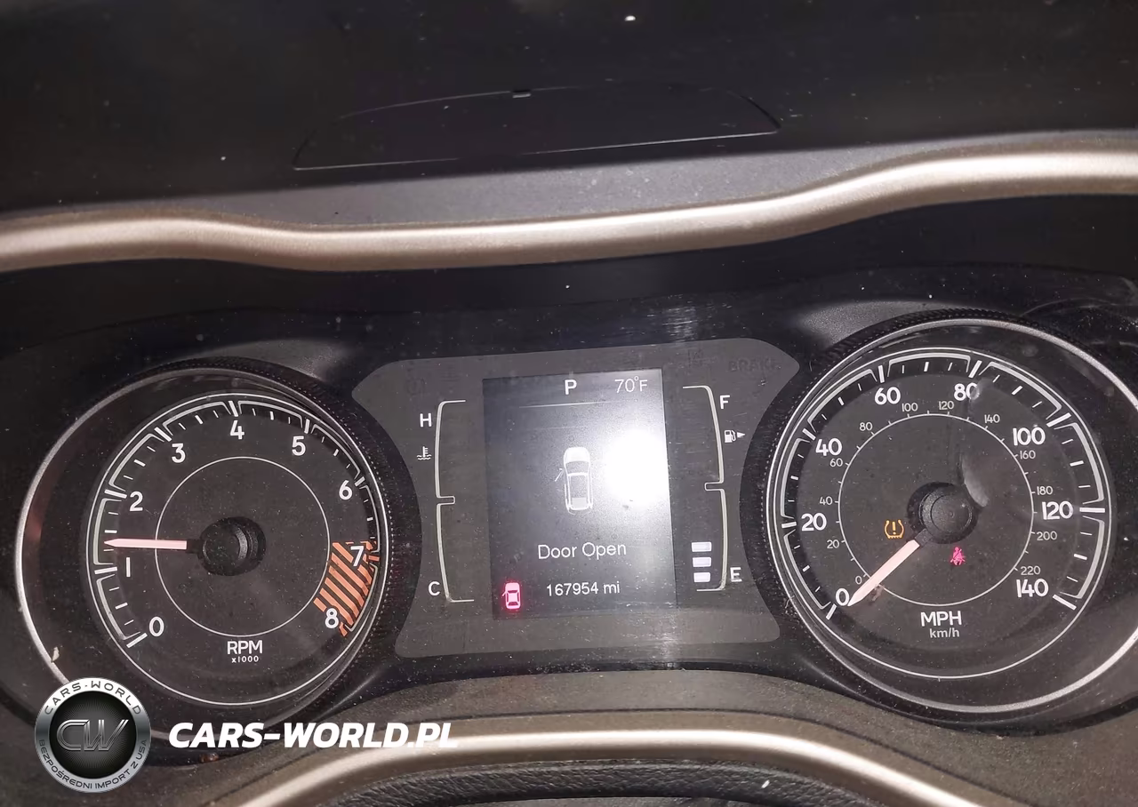2014 Jeep Cherokee Altitude VIN:1C4PJMCS8EW294977 - 7