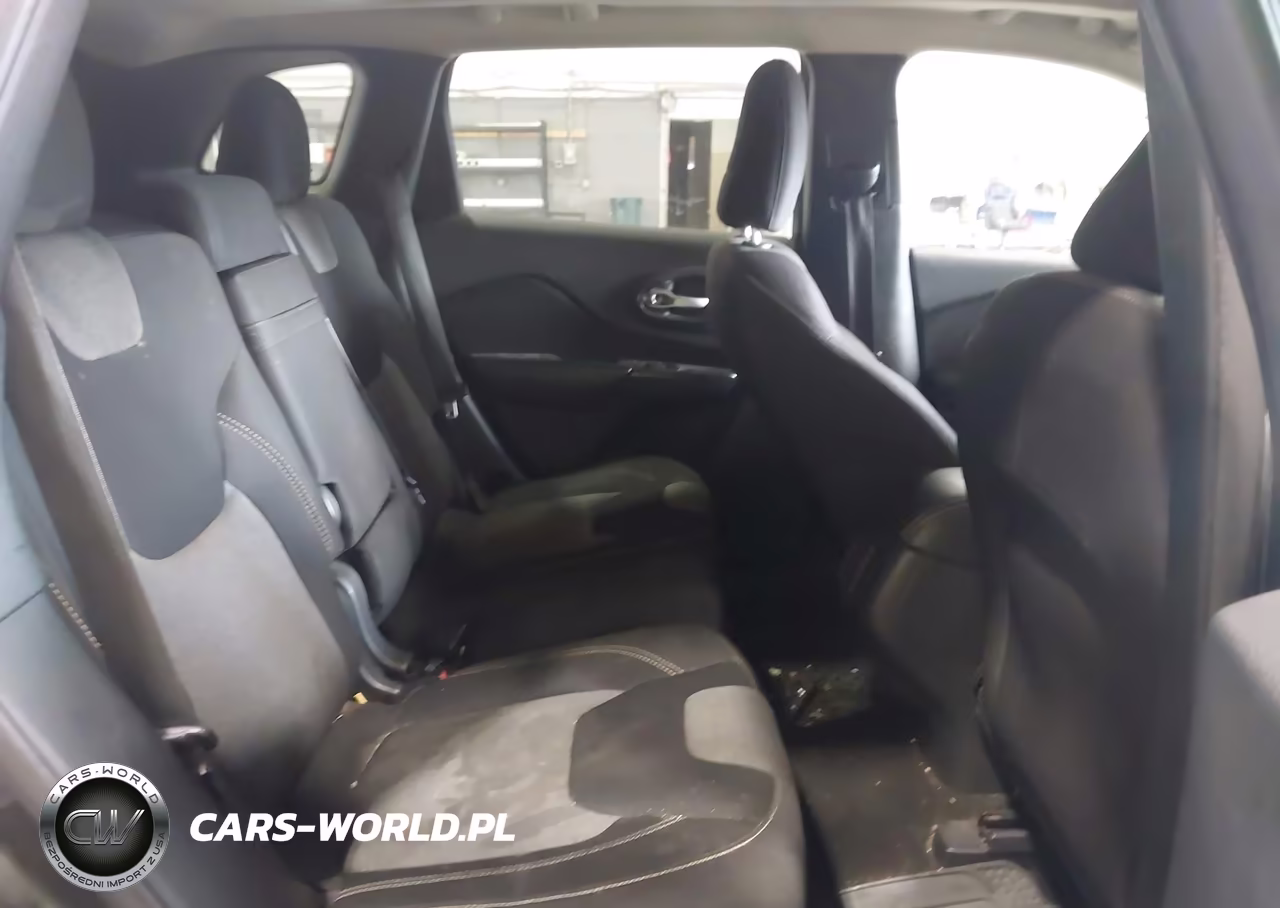 2014 Jeep Cherokee Altitude VIN:1C4PJMCS8EW294977 - 8