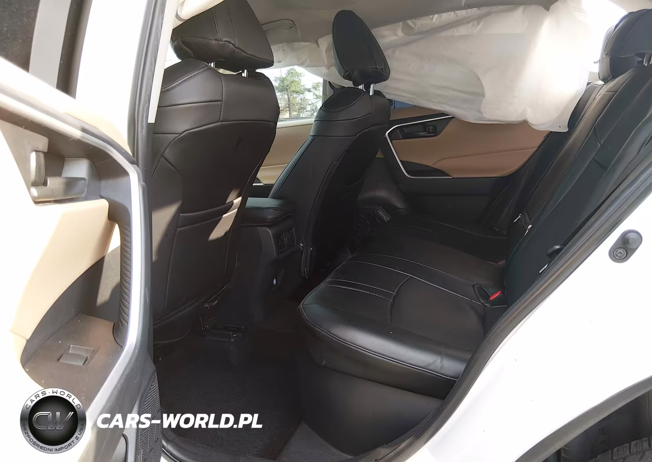 2023 Toyota Rav4 Hybrid Le VIN:4T3MWRFV2PU083380 - 8