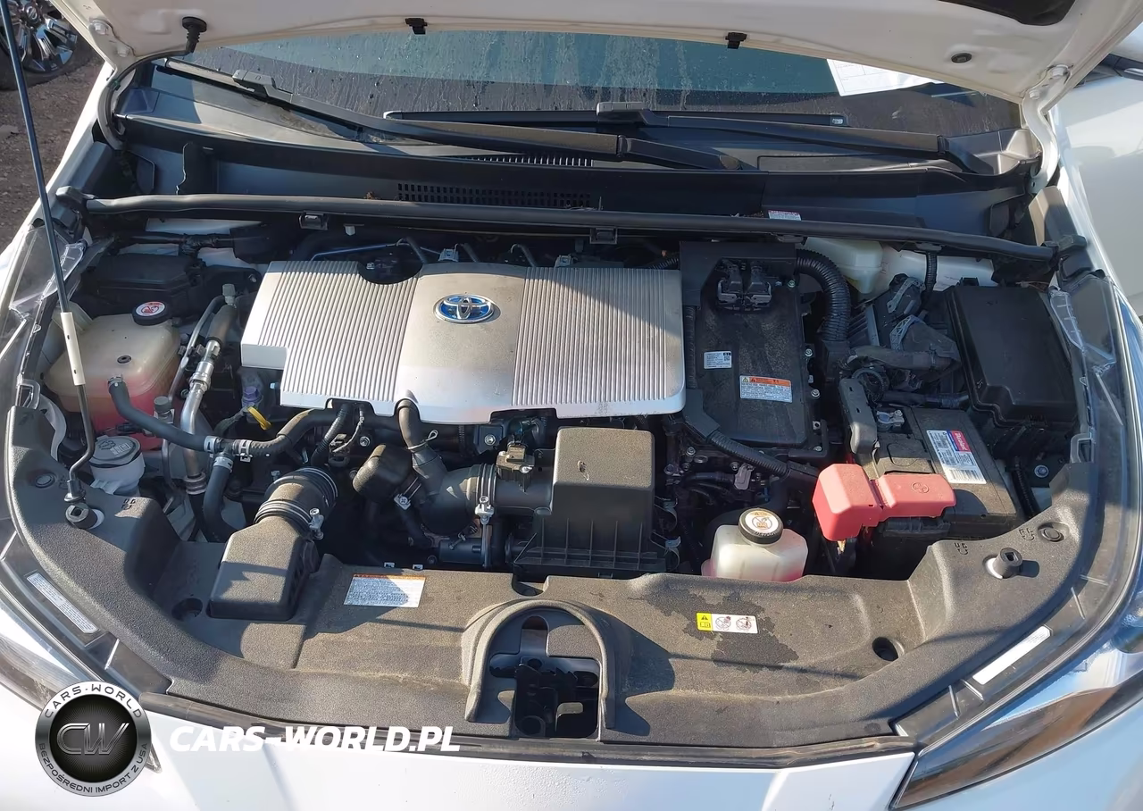 2020 Toyota Prius Le VIN:JTDKARFU9L3105529 - 10