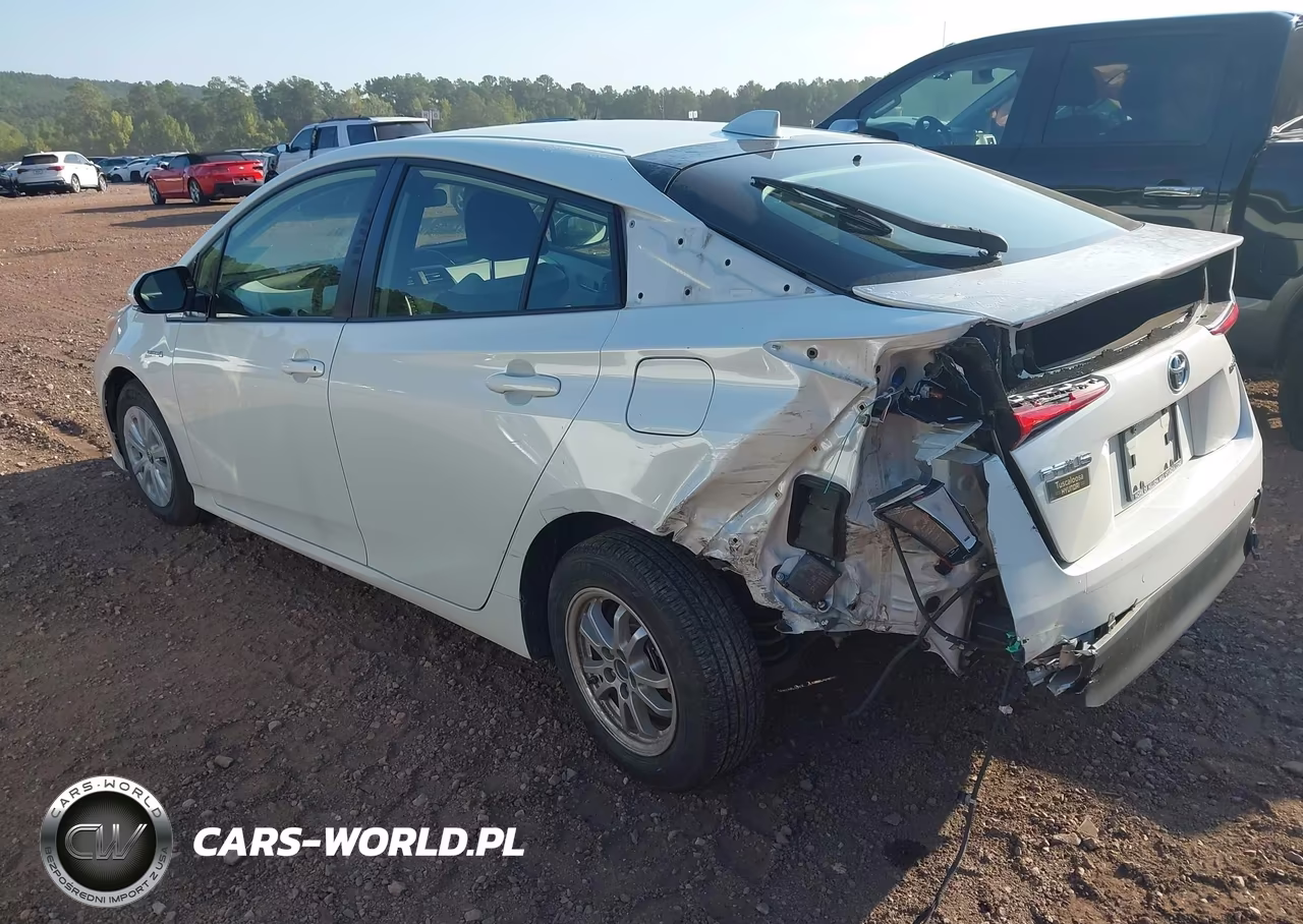 2020 Toyota Prius Le VIN:JTDKARFU9L3105529 - 3