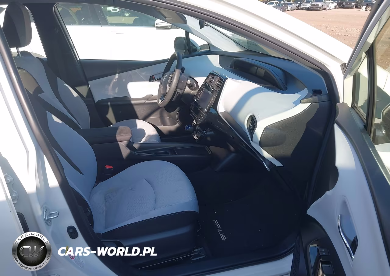 2020 Toyota Prius Le VIN:JTDKARFU9L3105529 - 5