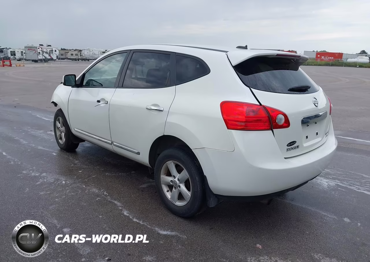 2013 Nissan Rogue S VIN:JN8AS5MV5DW148489 - 3