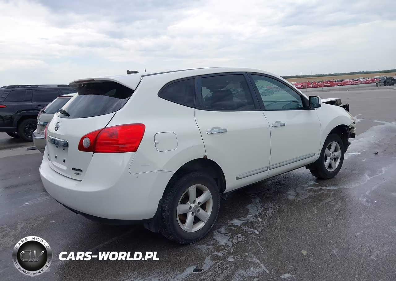 2013 Nissan Rogue S VIN:JN8AS5MV5DW148489 - 4