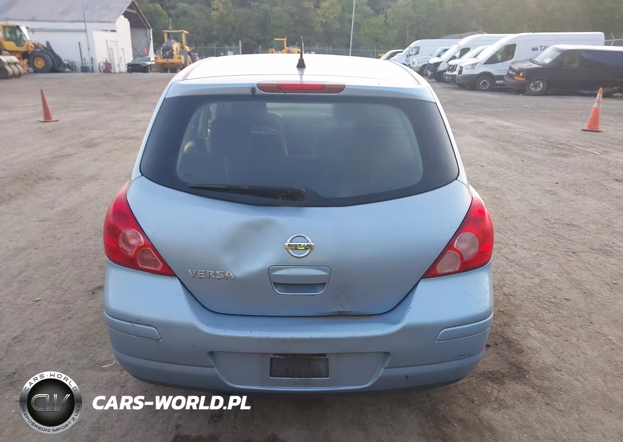 2011 Nissan Versa 1.8S VIN:3N1BC1CP4BL423638 - 16