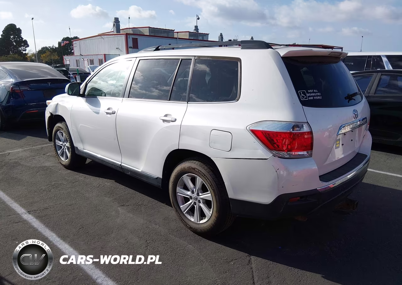 2011 Toyota Highlander Se V6 VIN:5TDBK3EH2BS055715 - 3