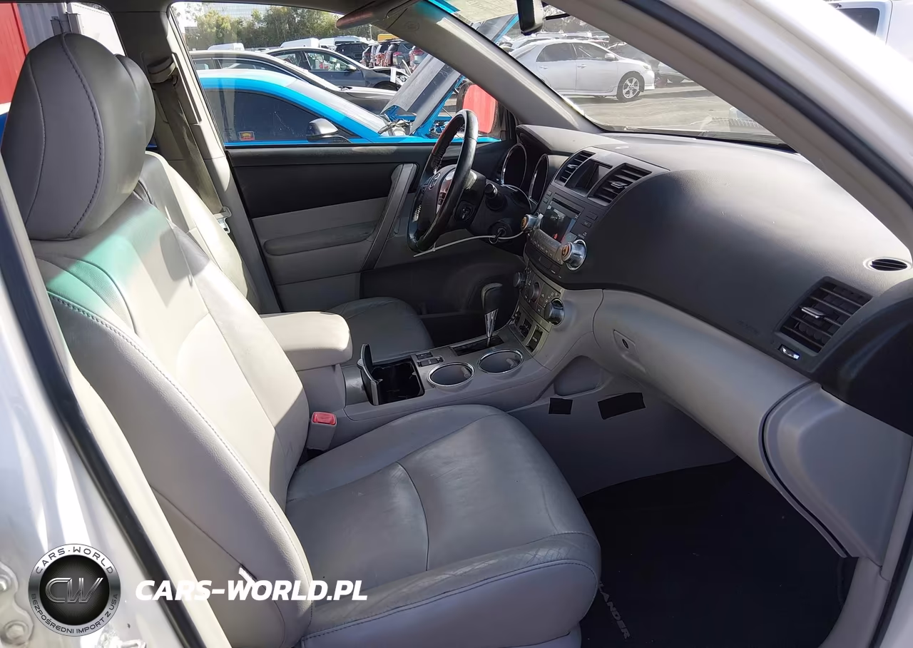 2011 Toyota Highlander Se V6 VIN:5TDBK3EH2BS055715 - 5