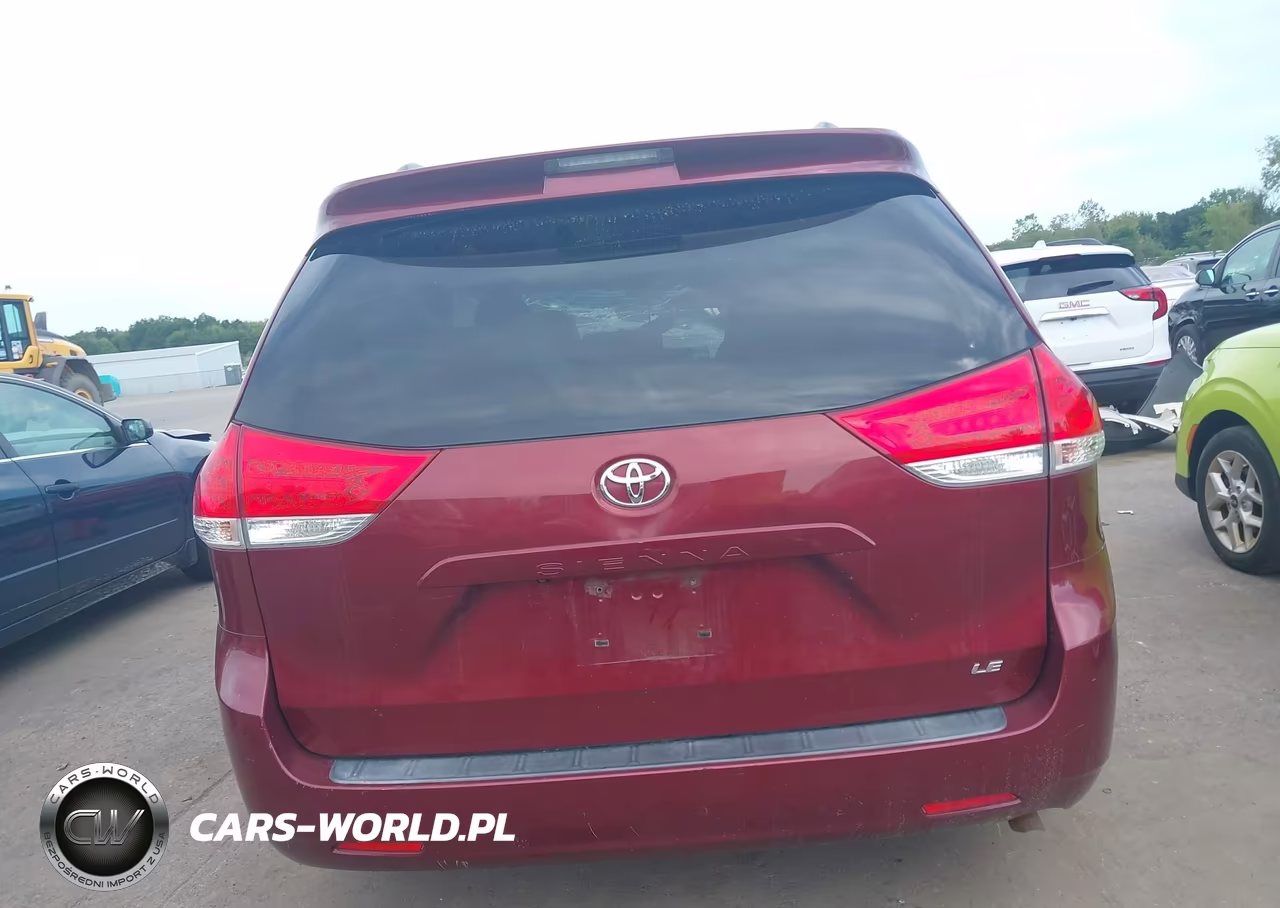 2014 Toyota Sienna Le V6 8 Passenger VIN:5TDKK3DC6ES526839 - 17