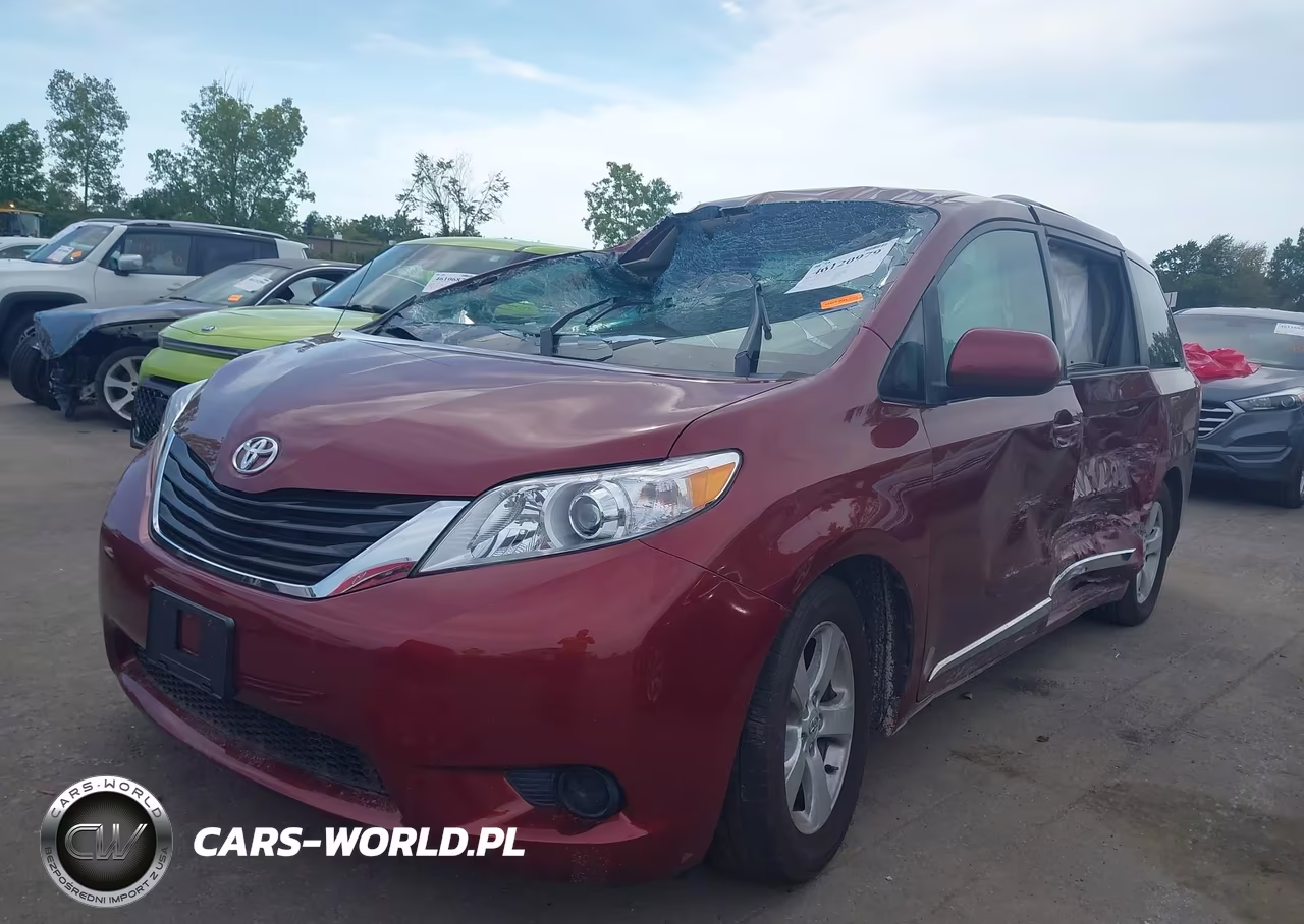 2014 Toyota Sienna Le V6 8 Passenger VIN:5TDKK3DC6ES526839 - 2