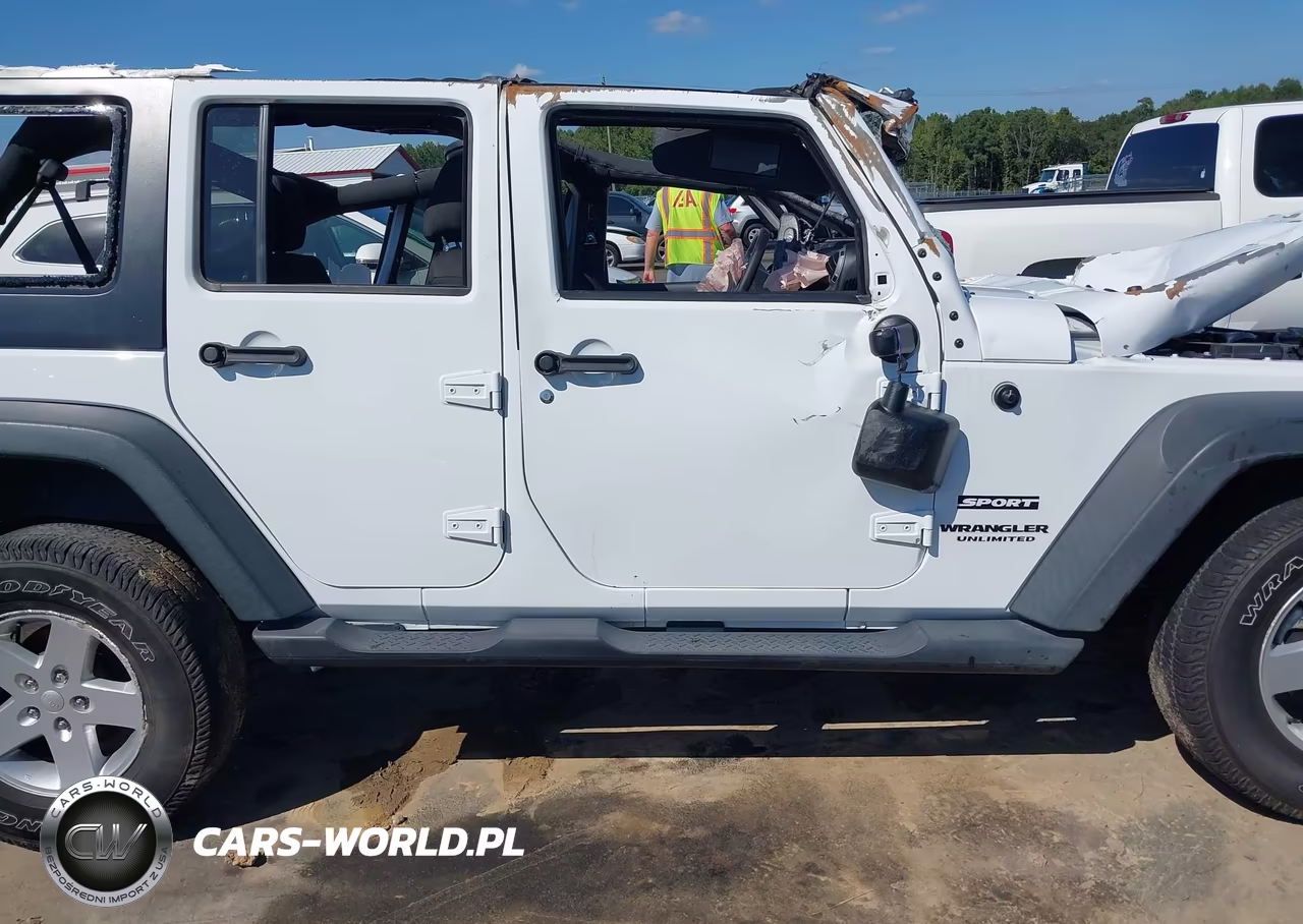2017 Jeep Wrangler Unlimited Sport 4X4 VIN:1C4BJWDG9HL683181 - 14