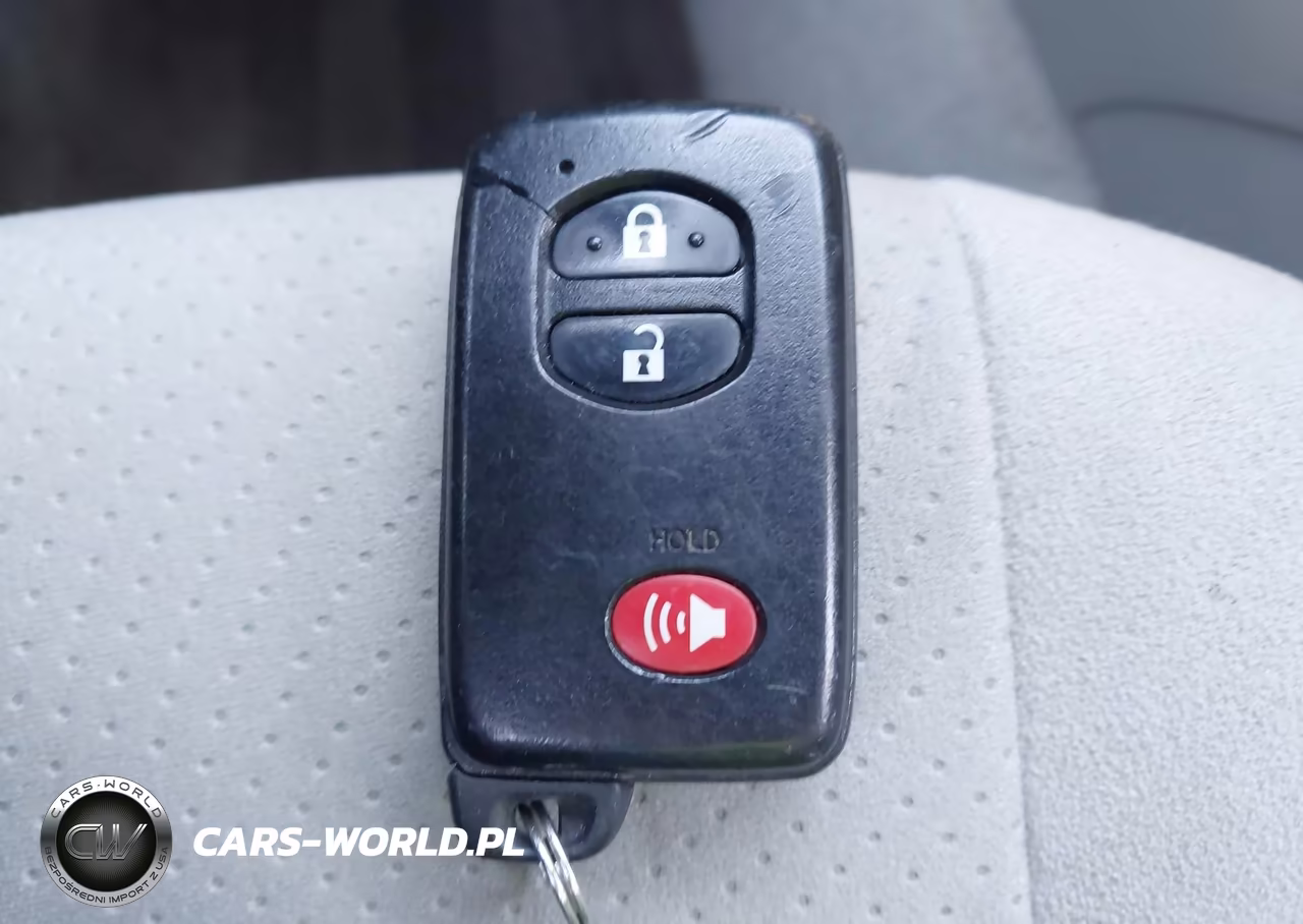 2011 Toyota Prius VIN:JTDKN3DU0B0320401 - 11