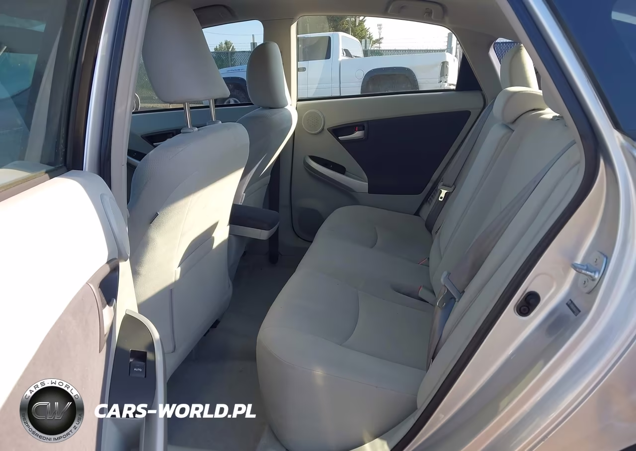 2011 Toyota Prius VIN:JTDKN3DU0B0320401 - 8