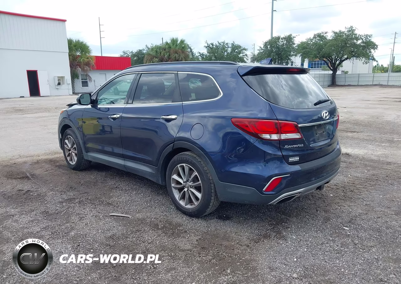 2017 Hyundai Santa Fe Se VIN:KM8SM4HF4HU196442 - 3
