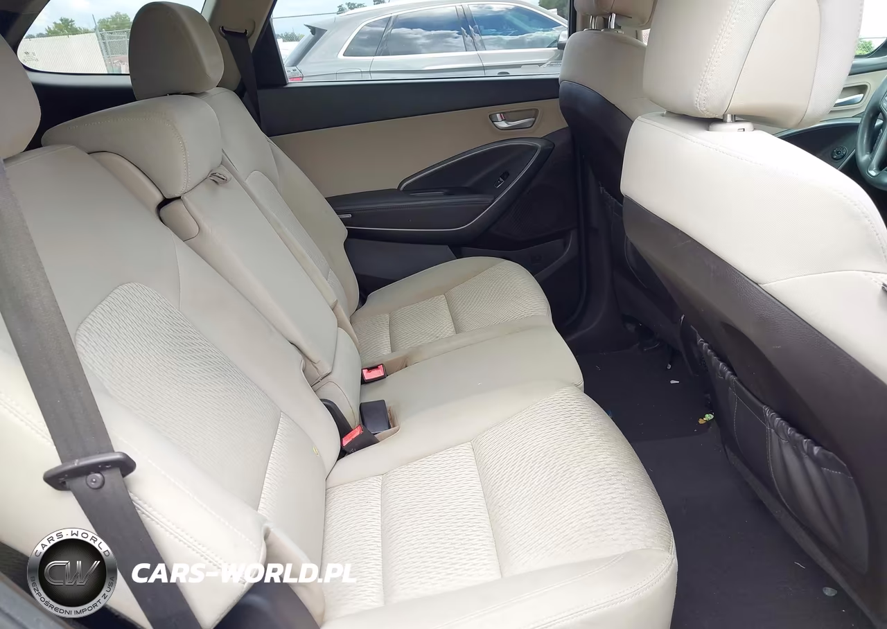 2017 Hyundai Santa Fe Se VIN:KM8SM4HF4HU196442 - 8