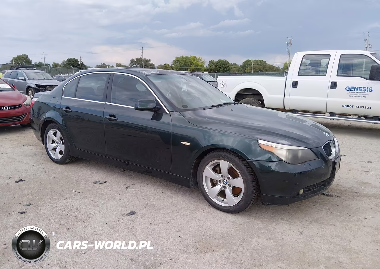 2005 BMW 530I