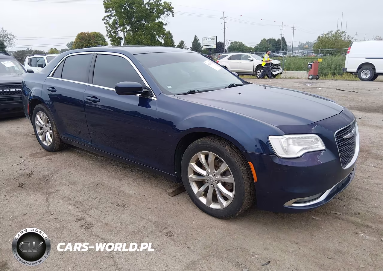 2016 Chrysler 300 Limited VIN:2C3CCARG2GH261568 - 1