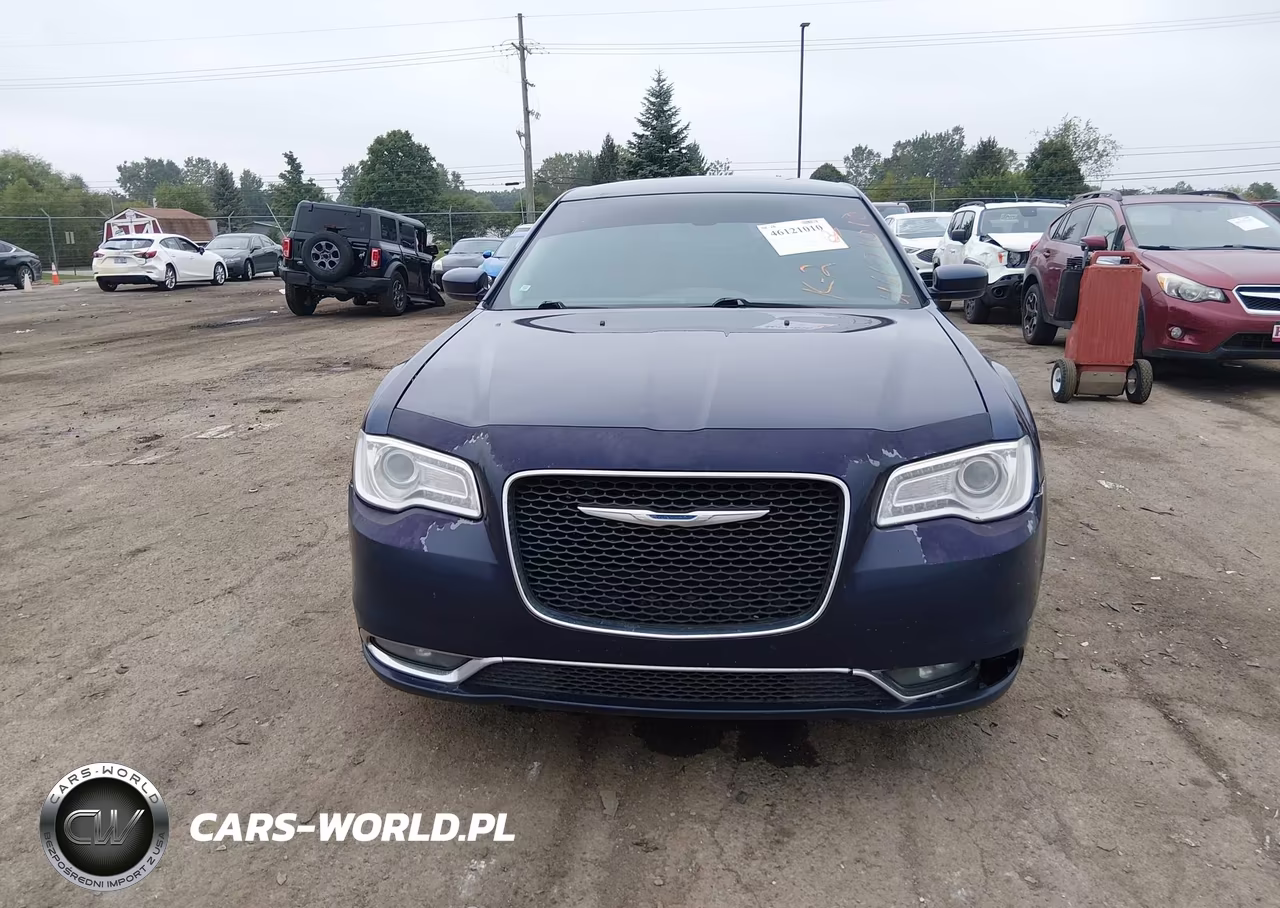 2016 Chrysler 300 Limited VIN:2C3CCARG2GH261568 - 12