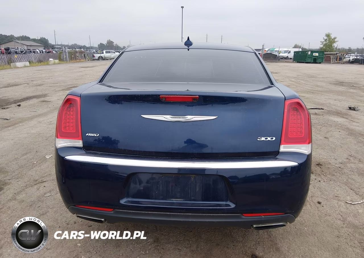 2016 Chrysler 300 Limited VIN:2C3CCARG2GH261568 - 16